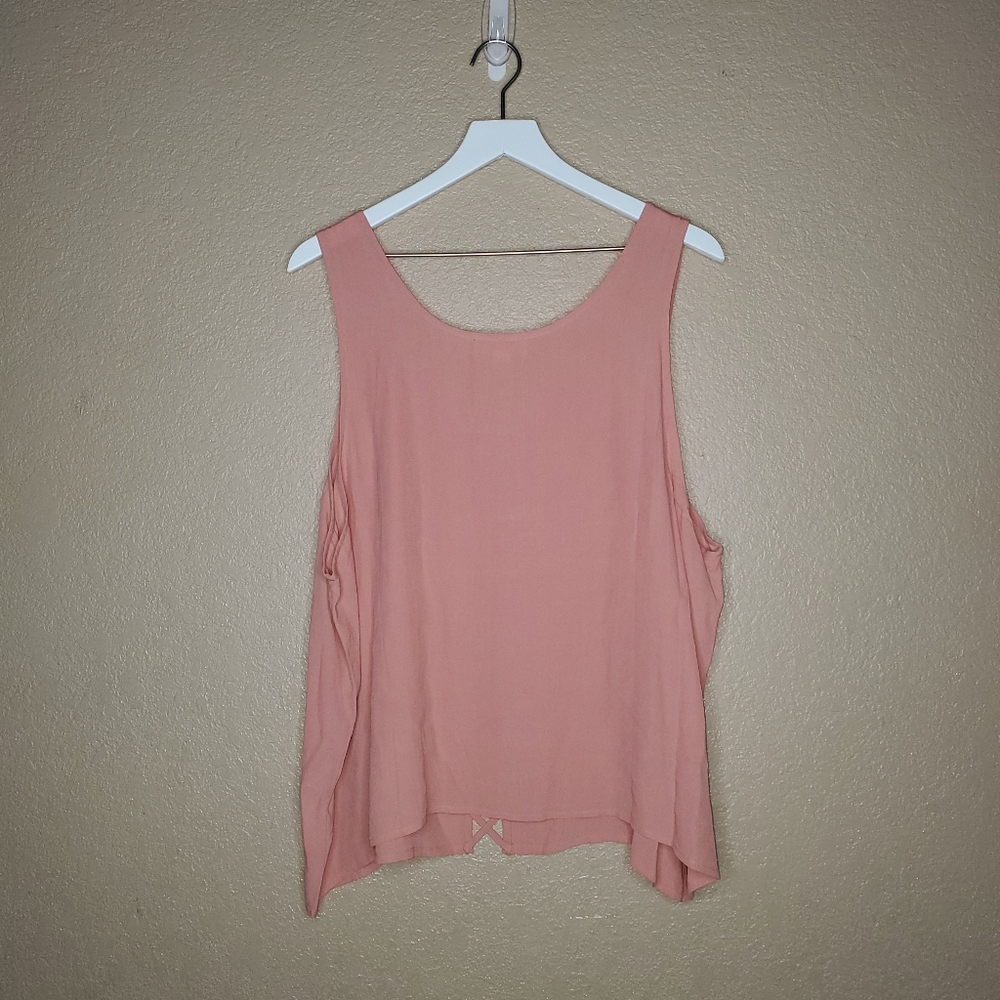 Spring tank top - Picture 2 of 3